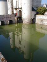 Chamerolles, Chateau, Douves